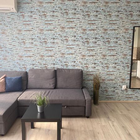 דירות Gödöllő Dozsa Apartman מראה חיצוני תמונה