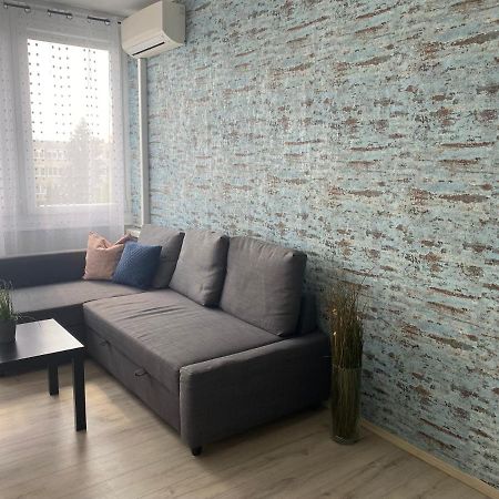 דירות Gödöllő Dozsa Apartman מראה חיצוני תמונה